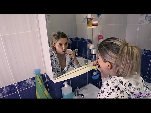❤️ Críochnaíonn Hack le óga i pitseámaí cum ó bhéal i asal - letty black ❤ Físeán gnéis linn ❤